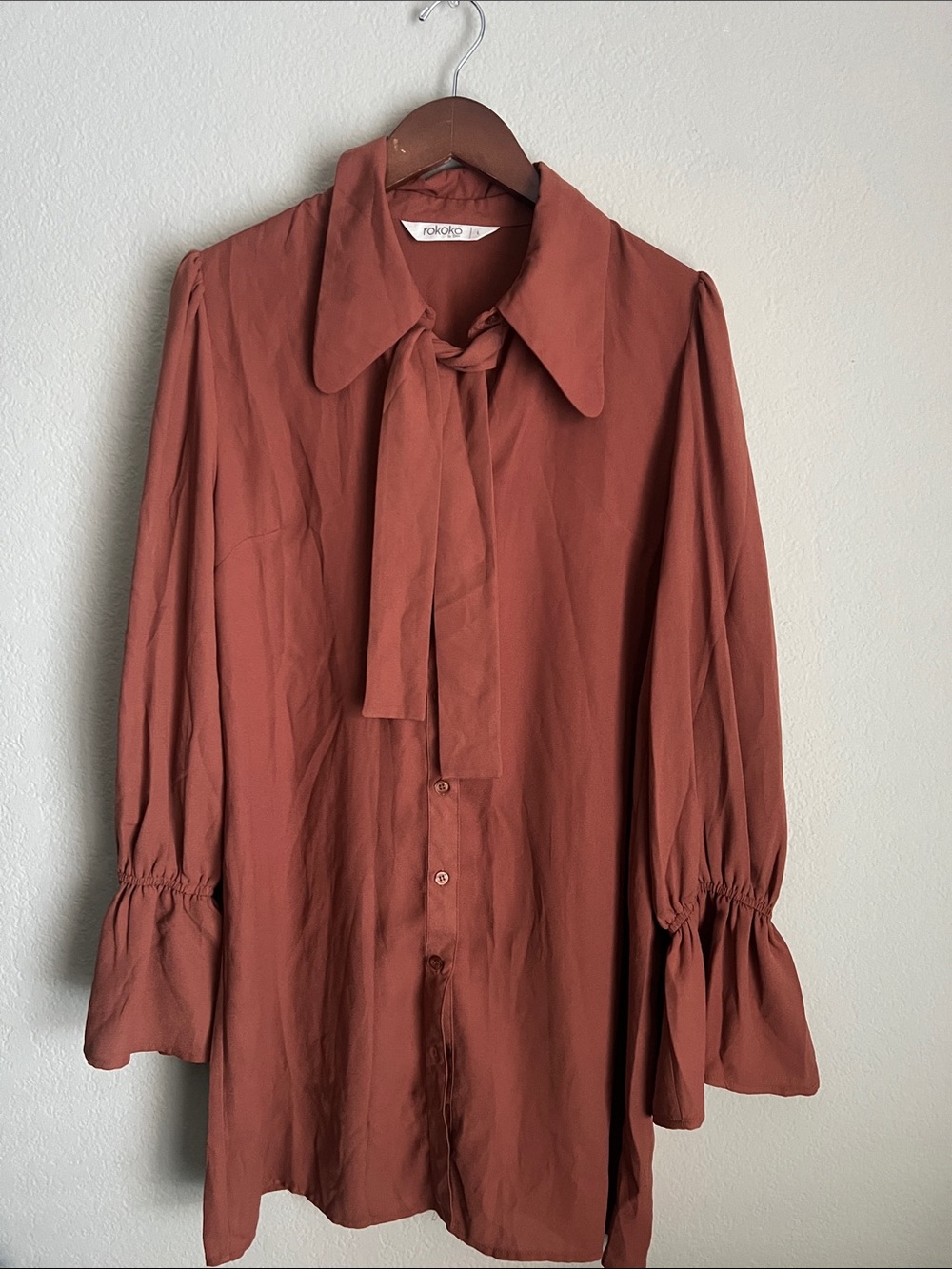 Tie-Neck Blouse in Rust